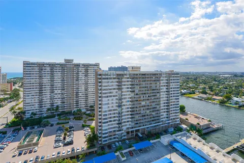 1965 S Ocean Dr # 3P, Hallandale Beach FL 33009