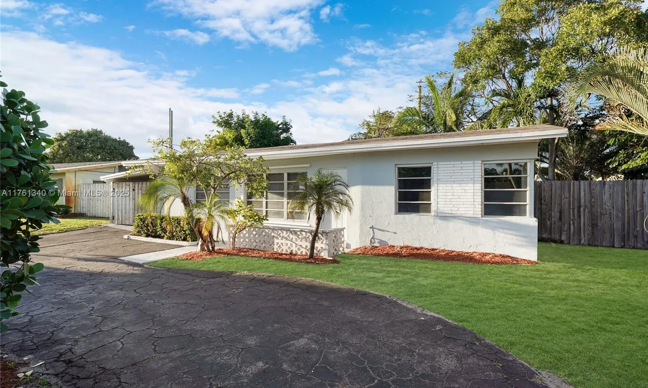 1441 NE 32nd Pl, Pompano Beach FL 33064