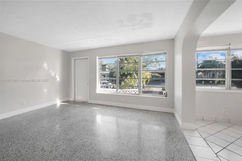 1441 NE 32nd Pl, Pompano Beach FL 33064