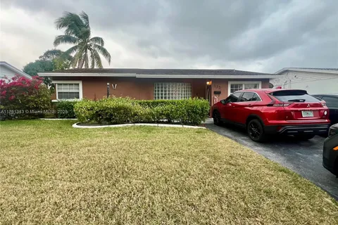 132 NW 15th Ct, Pompano Beach FL 33060