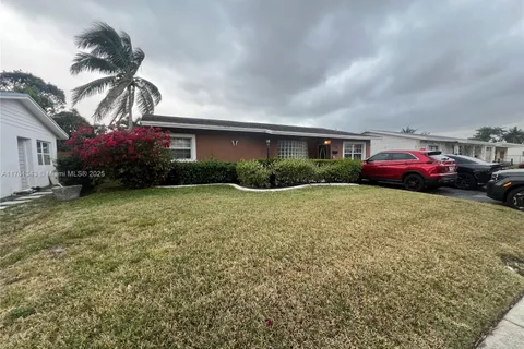 132 NW 15th Ct, Pompano Beach FL 33060