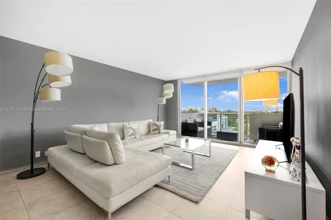 1200 West Ave # 808, Miami Beach FL 33139