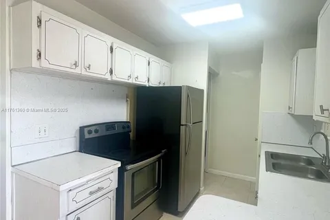 2730 TAYLOR ST # 9, Hollywood FL 33163