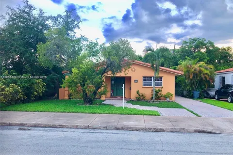 10 Marabella Ave, Coral Gables FL 33134