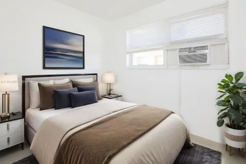 309 Phippen Waiters Rd # 1, Dania Beach FL 33004