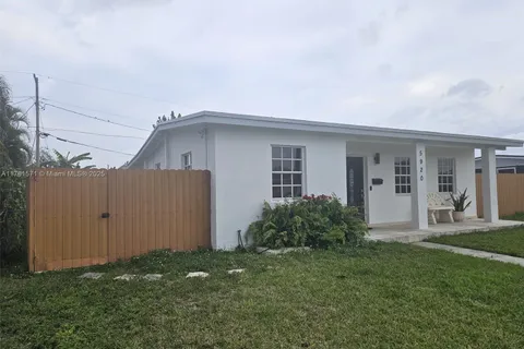 5920 SW 112th Ct # 1, Miami FL 33173
