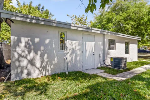 8000 NW 11th Ave, Miami FL 33150