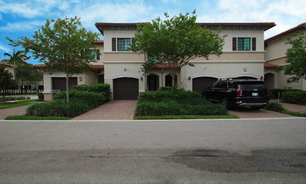 4214 N Dixie Hwy # 50, Oakland Park FL 33334