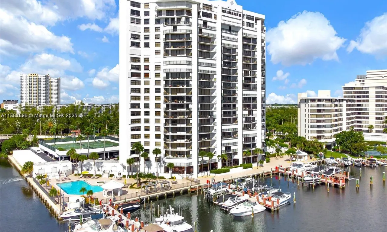 300 Three Islands Blvd # 108, Hallandale Beach FL 33009