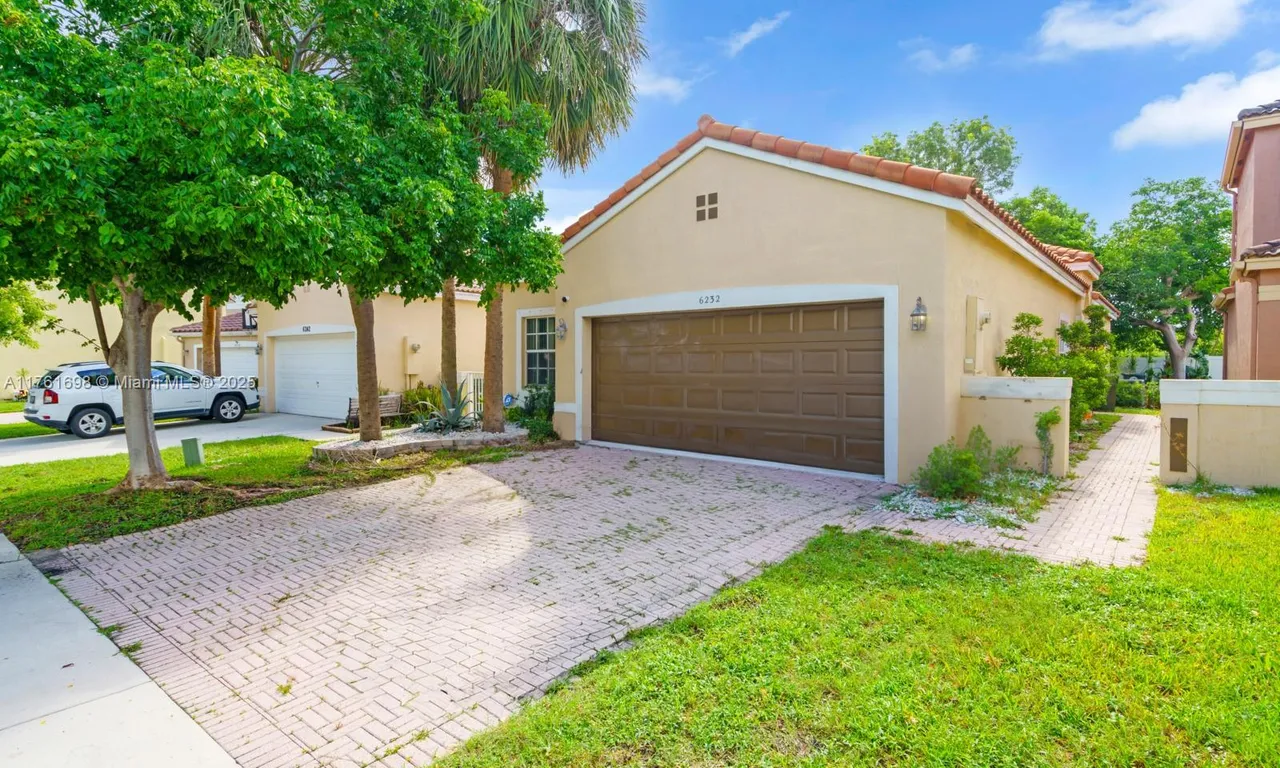 6232 NW 36th Ave, Coconut Creek FL 33073