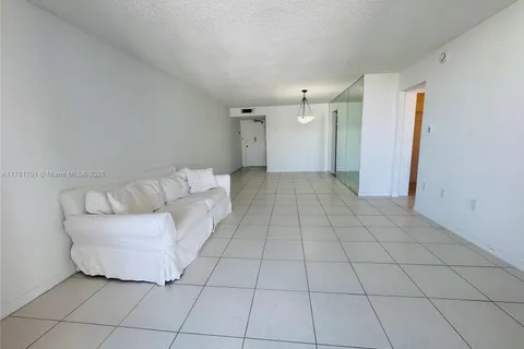 18071 Biscayne Blvd # 1802, Aventura FL 33160