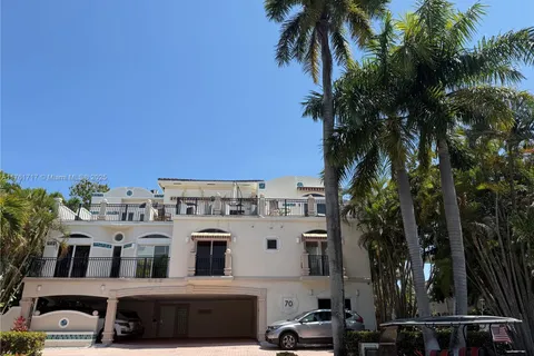 70 Isle Of Venice Dr # 102, Fort Lauderdale FL 33301