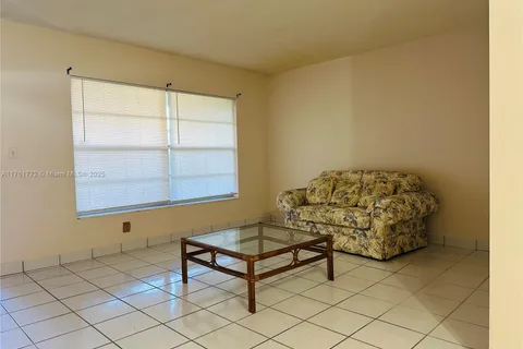 3081 NW 47th Ter # 205, Lauderdale Lakes FL 33313