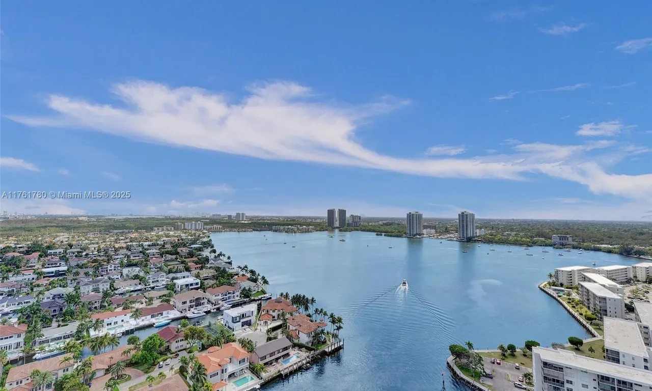 1000 W Island Blvd # 2606, Aventura FL 33160