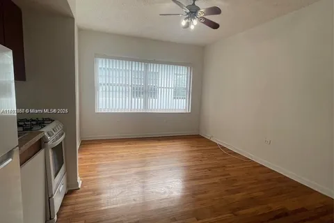 1555 Pennsylvania Ave # 207, Miami Beach FL 33139