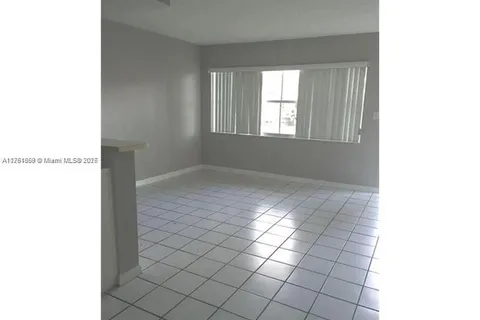 8670 NW 6th Ln # 103, Miami FL 33126