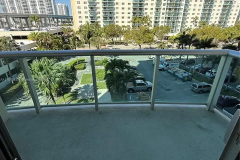 19380 Collins Ave # 403, Sunny Isles Beach FL 33160