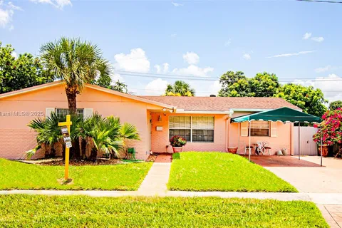 2270 NW 196th Ter, Miami Gardens FL 33056