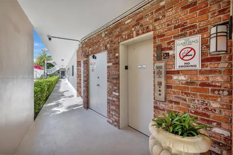 2190 NE 51 ST Court # 202, Fort Lauderdale FL 33308