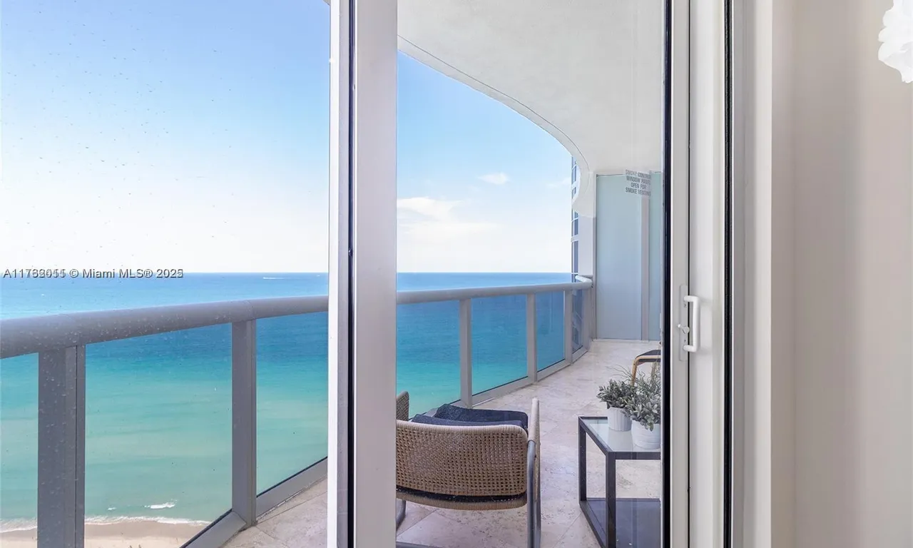 15811 Collins Ave # 2103, Sunny Isles Beach FL 33160