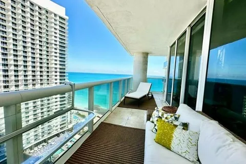 1800 S Ocean Dr # 3310, Hallandale Beach FL 33009