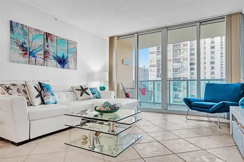 2501 S Ocean Dr, Hollywood FL 33019