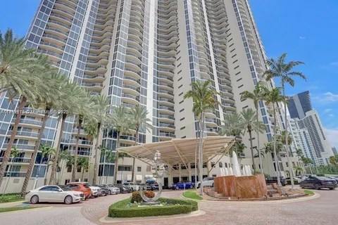 17555 Collins Ave # 403, Sunny Isles Beach FL 33160