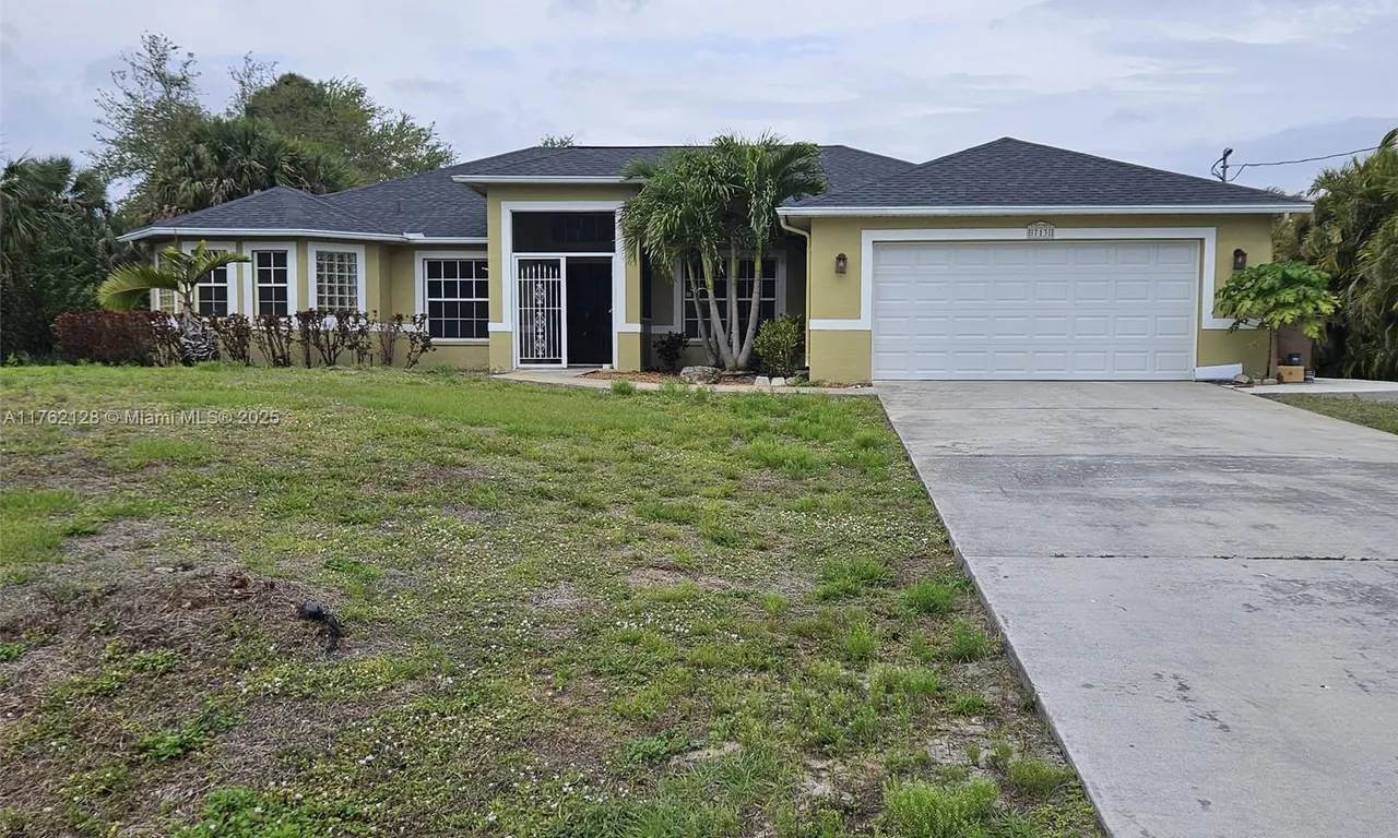 713 Palmetto, Lehigh Acres FL 33972