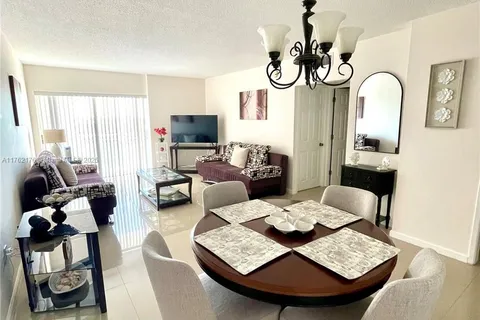 400 Kings Point Dr # 1420, Sunny Isles Beach FL 33160