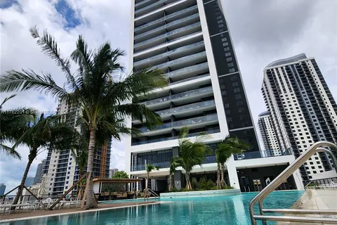 601 NE 1 AVE # 2812, Miami FL 33132