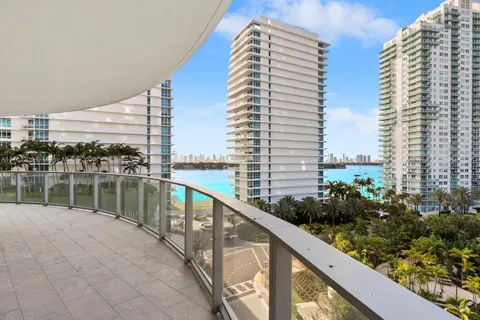 500 Alton # 805, Miami Beach FL 33139