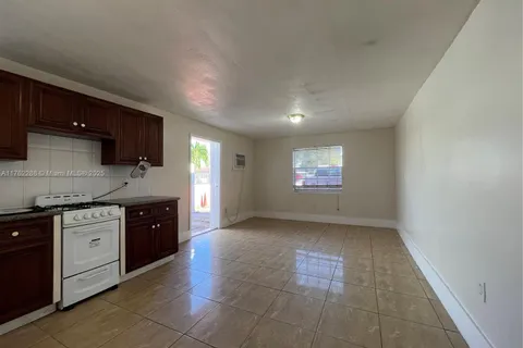 10440 NW 31st Ave # 2, Miami FL 33147