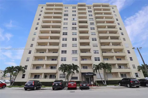 900 NE 18th Ave # 105, Fort Lauderdale FL 33304