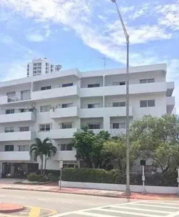 4101 Indian Creek Dr # 301, Miami Beach FL 33140