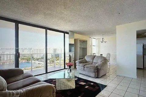 3625 N Country Club Dr # 2601, Aventura FL 33180