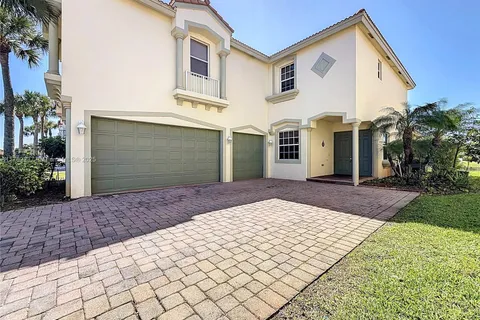 2217 SW Newport Isles Blvd, Port St. Lucie FL 34953