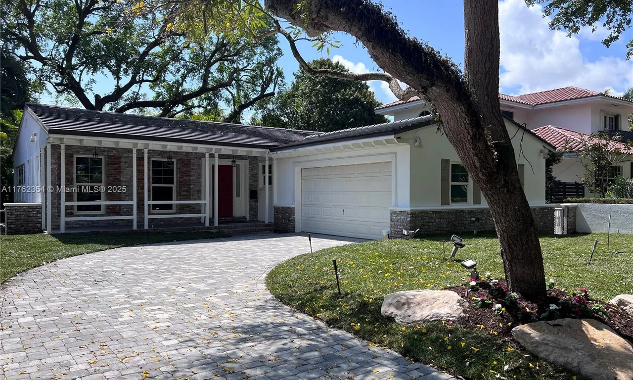 1452 Urbino Ave, Coral Gables FL 33146
