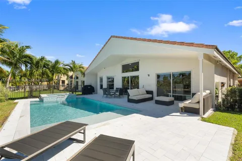 18061 SW 33rd St, Miramar FL 33029