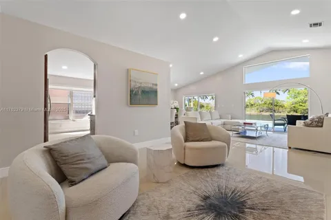18061 SW 33rd St, Miramar FL 33029