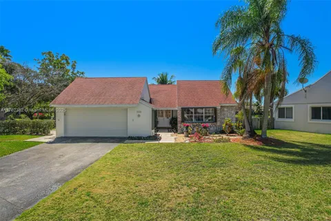 1320 Egret Rd, Homestead FL 33035