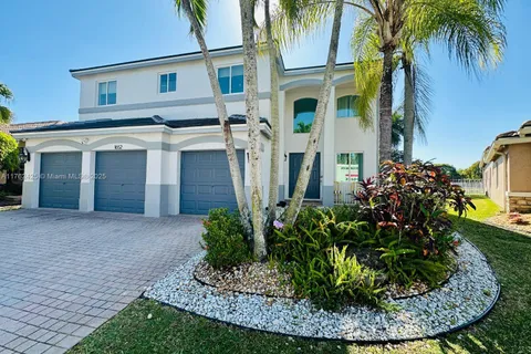 1652 Orchid Bnd, Weston FL 33327