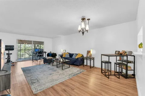 1101 SW 128th Ter # 410C, Pembroke Pines FL 33027