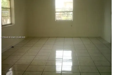 4147 NW 19th St # 4147, Lauderhill FL 33313