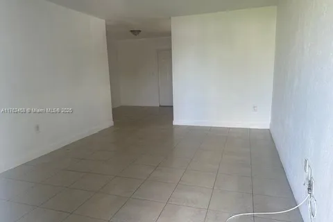 7571 Venetian St # B, Miramar FL 33023