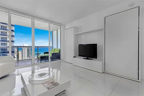 1830 S Ocean Dr # 2609, Hallandale Beach FL 33009