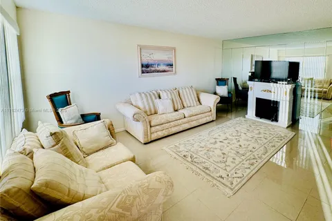 1401 SW 134th Way # 413C, Pembroke Pines FL 33027