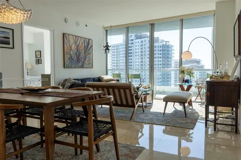 475 Brickell Ave # 2307, Miami FL 33131