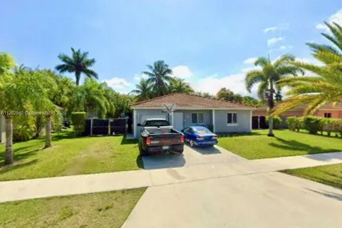 13424 SW 257th Ter, Homestead FL 33032