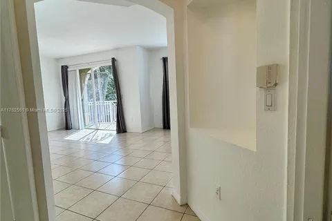 8936 W Flagler St # 201, Miami FL 33174