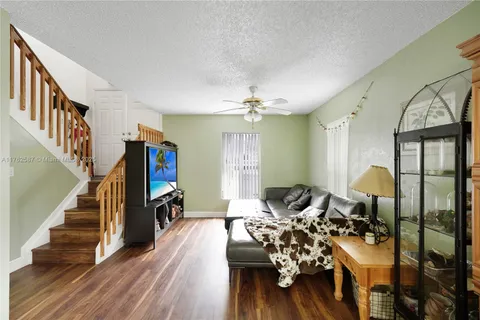 4200 SW 72nd Way # 4200, Davie FL 33314